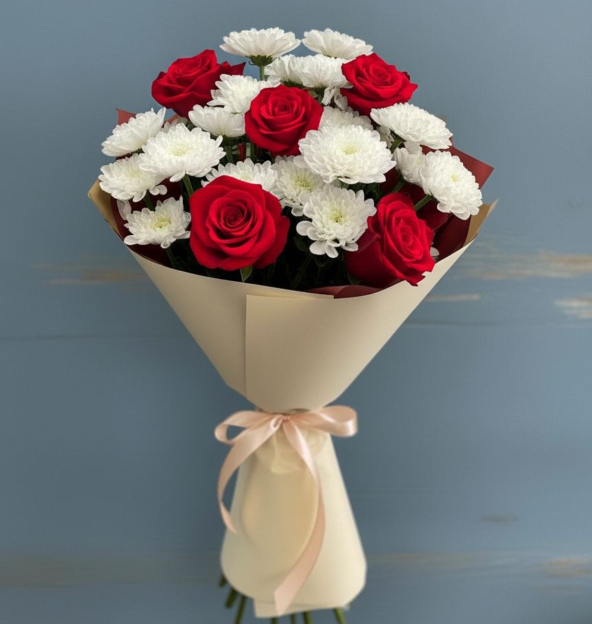 Букет цветов из: Розы и Хризантемы в Городовиковске