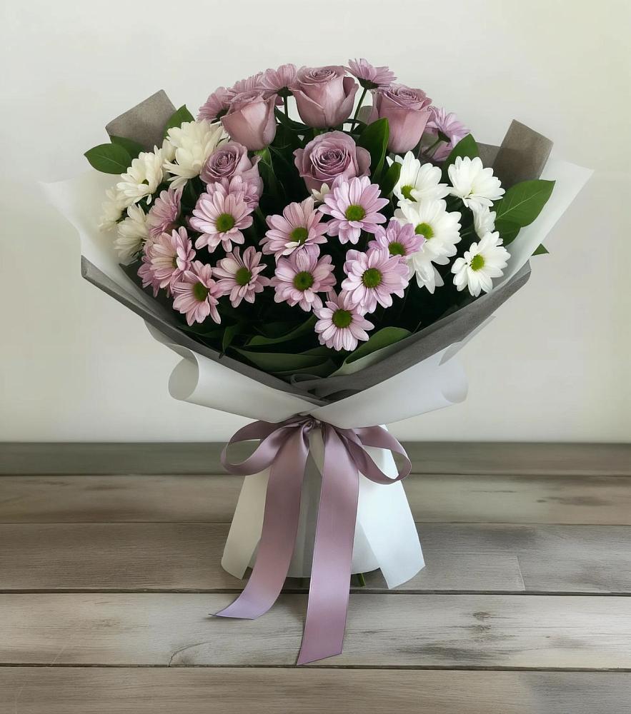 Букет цветов из: Хризантемы и Розы в Городовиковске