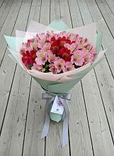 Букет цветов из:  Альстромерии #REPLACE_PRED# Городовиковске