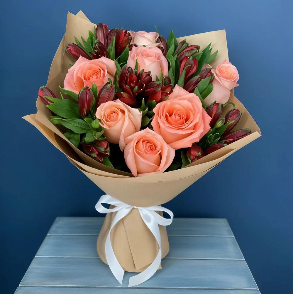 Букет цветов из: Розы и Альстромерии в Городовиковске