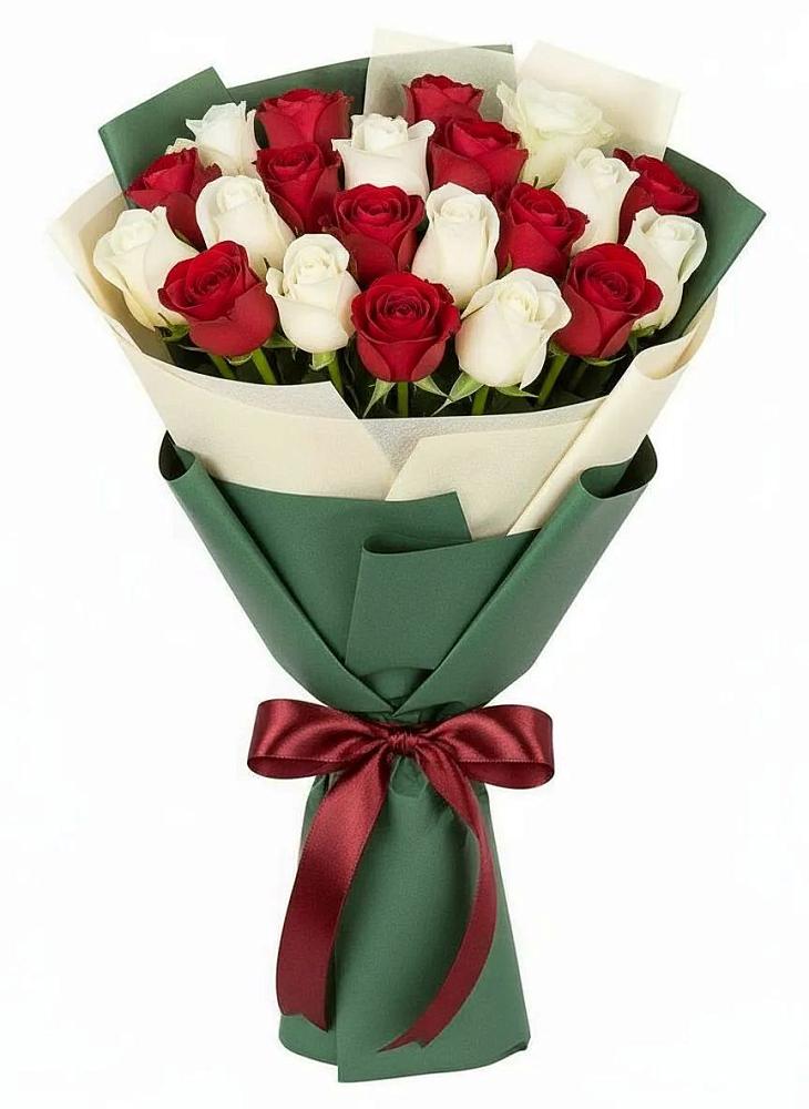 Букет Микс из красных и белых роз в Городовиковске
