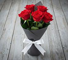 Букет 5 Красных роз Эдлесс Лав #REPLACE_PRED# Городовиковске