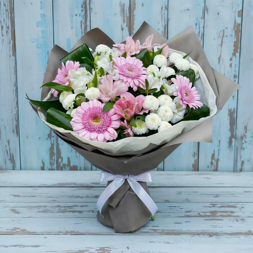 Букет цветов из: Герберы, Альстромерии и Хризантемы в Городовиковске
