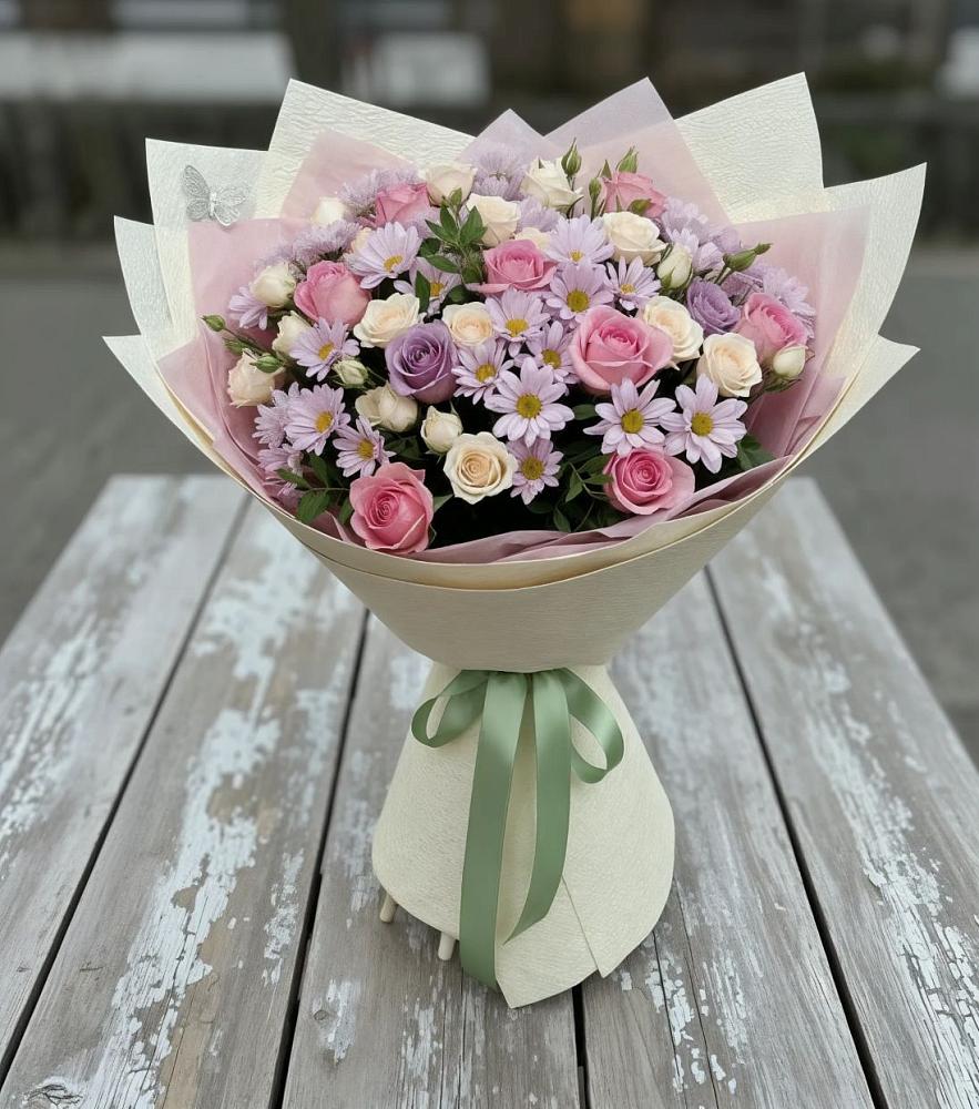 Букет цветов из: Розы и Хризантемы в Городовиковске